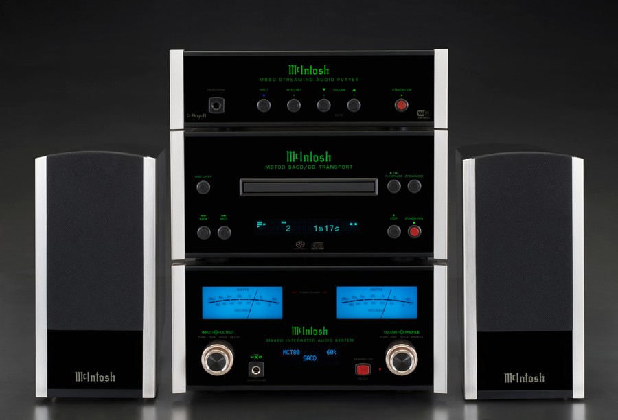 Frontal view of a McIntosh MCT80 and speakers.